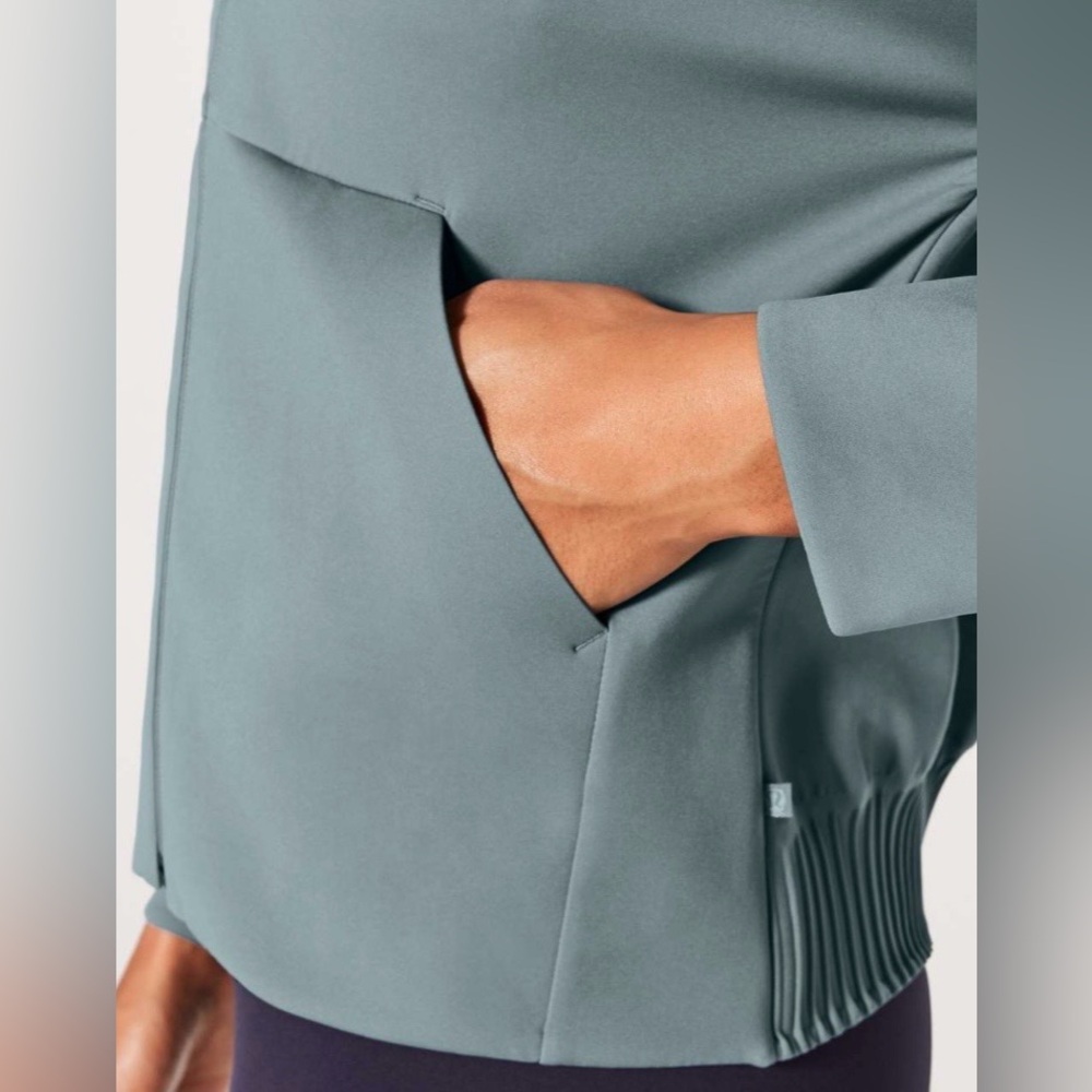 Lululemon Shaped Jacket Expression Graphic Hoodie… - image 6